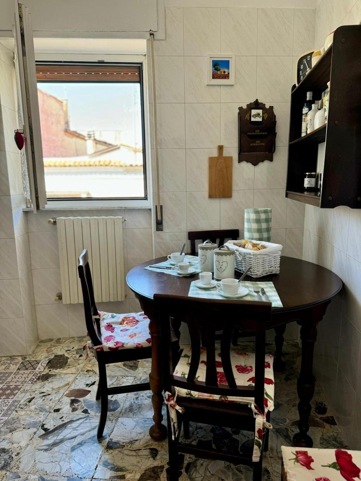 Ely House Apartman Monte SantʼAngelo Kültér fotó
