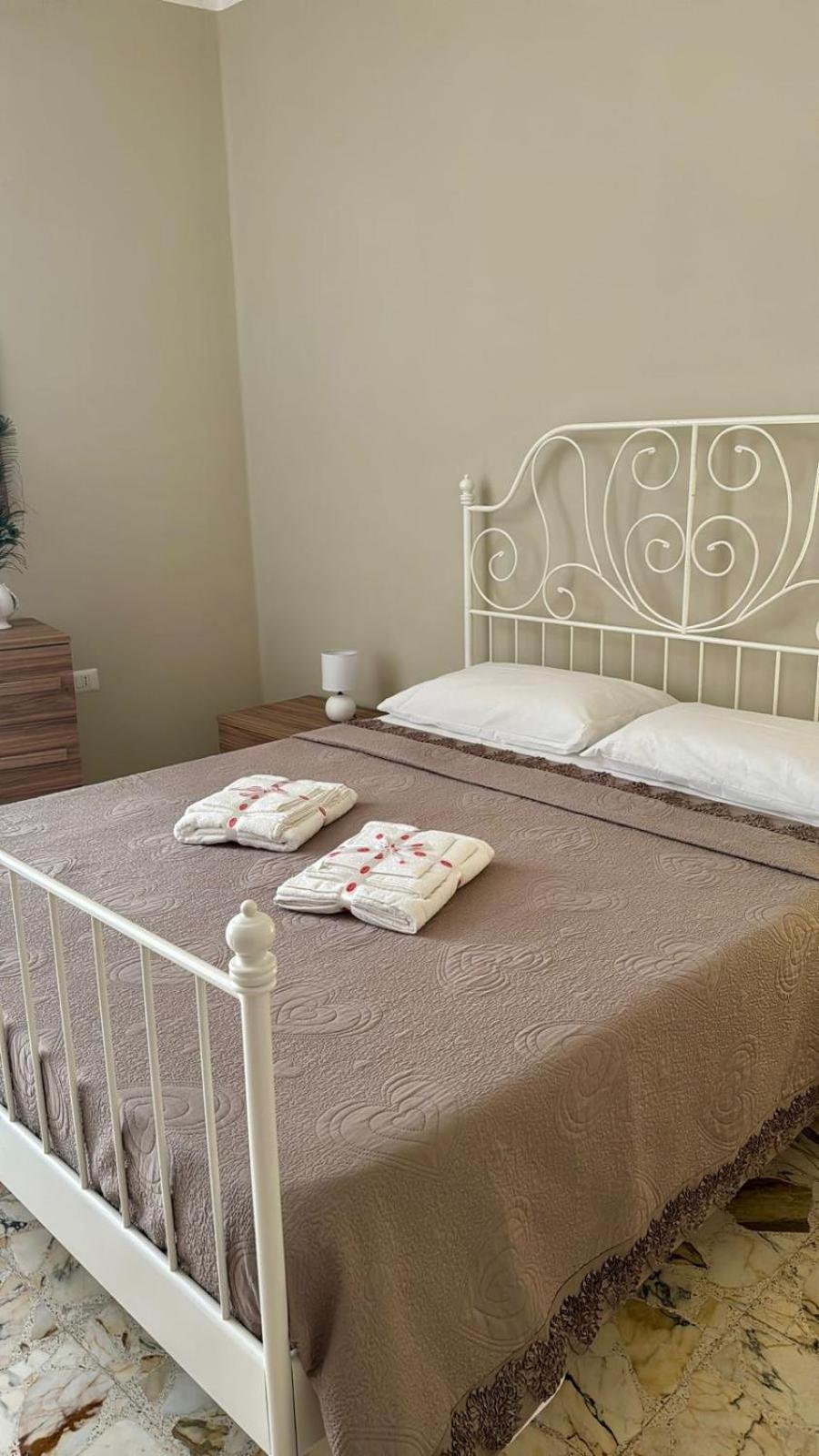 Ely House Apartman Monte SantʼAngelo Kültér fotó